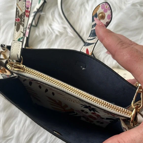 a new day Multicolor Floral Crossbody Bag - Picture 3 of 3